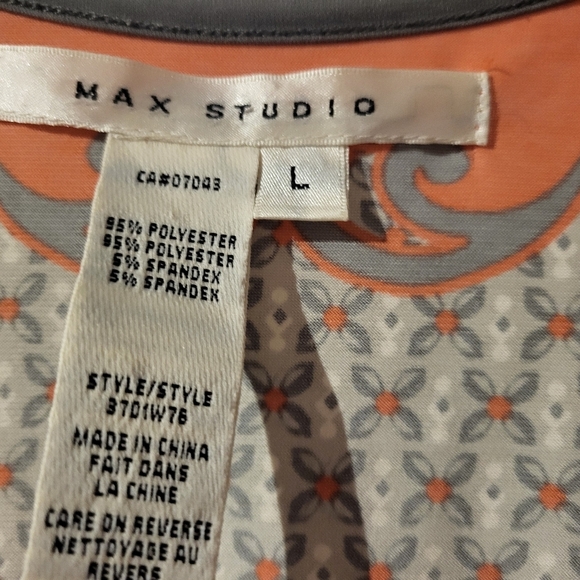 Max Studio Gray and Orange Patterned Top - Picture 2 of 3